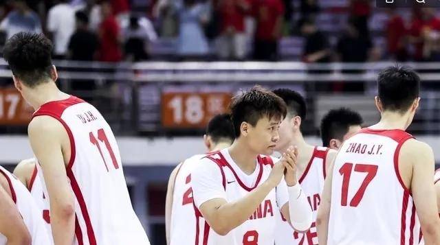 YY体育-包含转折点！福建男篮止住颓势，亚洲杯训练课后攻防权衡，态度坚定，更衣室氛围转暖的词条