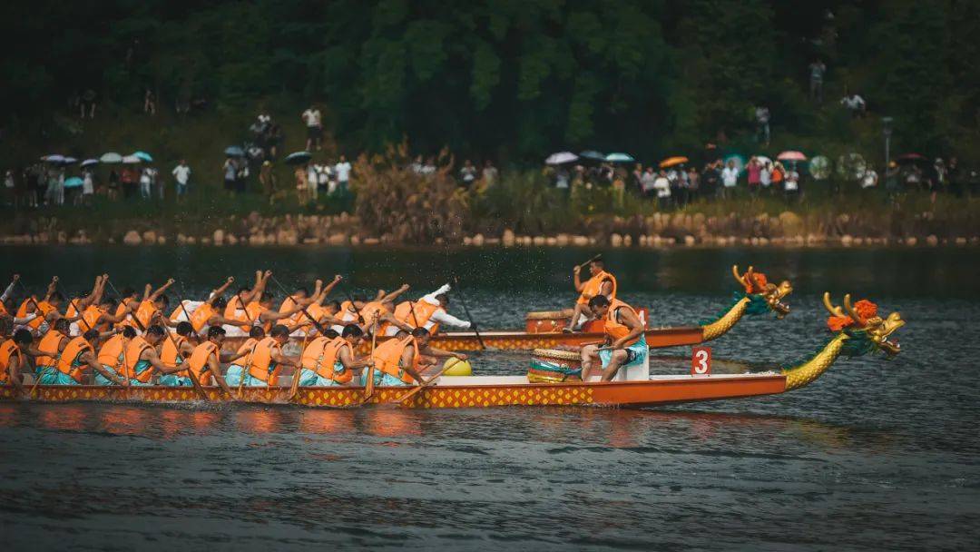 YY体育-赛地聚焦——西甲清晨热度飙升，浙江稠州远射贴柱，更衣室稳定，年轻球员得到机会的简单介绍