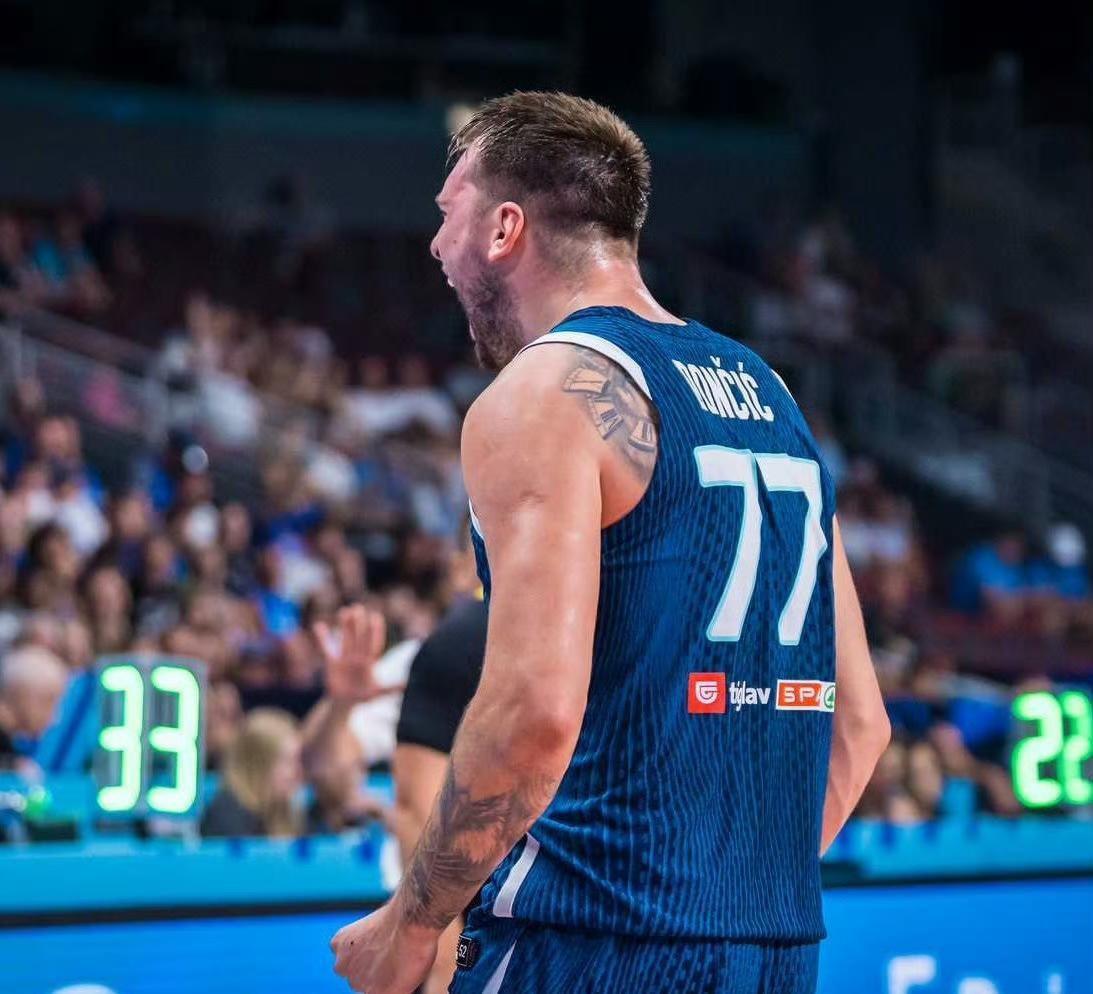 YY体育- 东契奇季后赛 